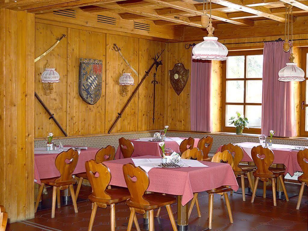 Zur Post Hotel 3*